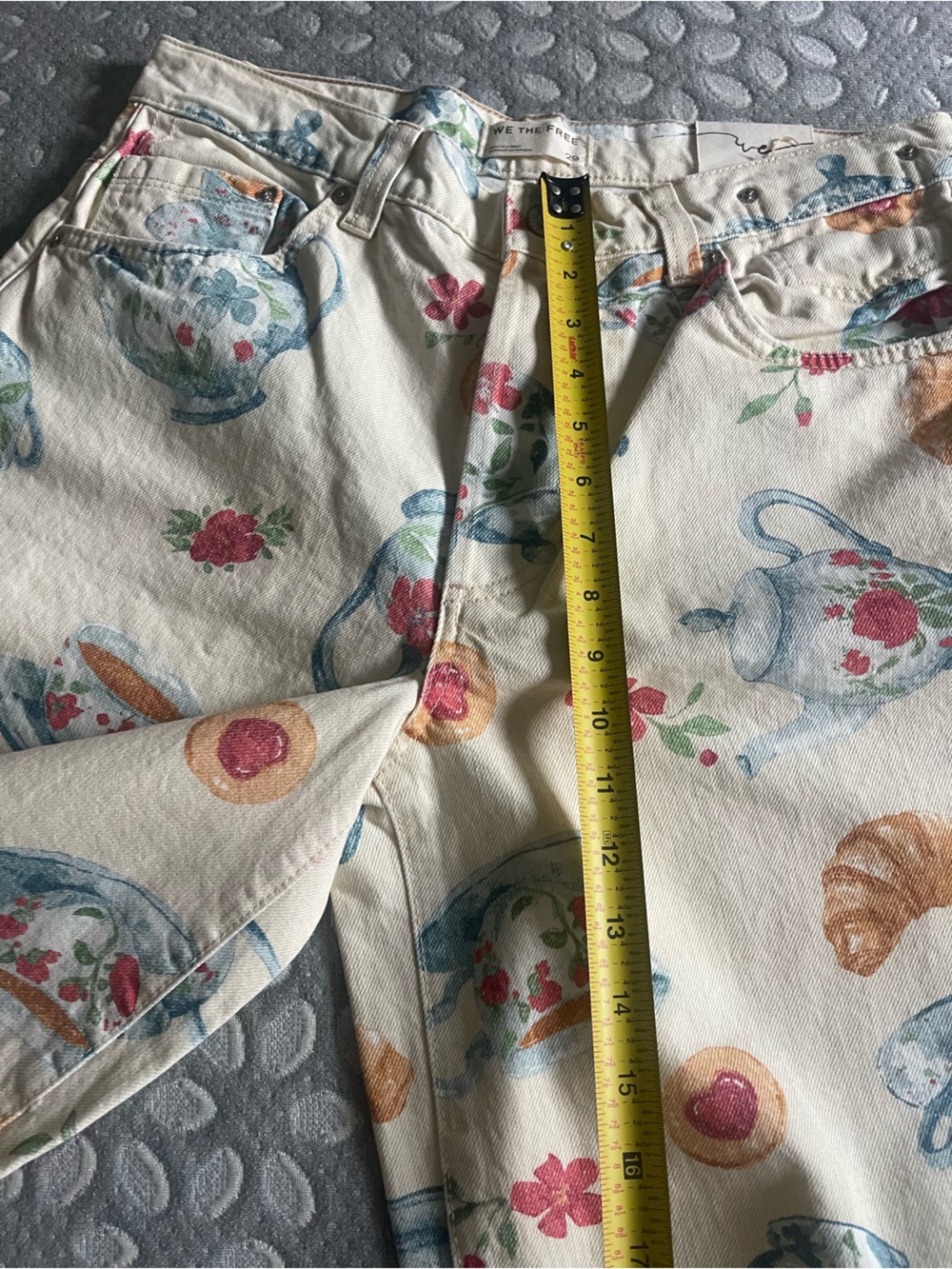 Wide-Leg Tea Party Print Jeans — Cream - Picture 7 of 13